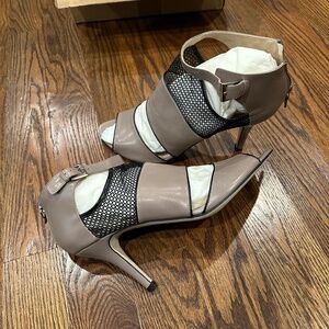 Takera Heels In Tortora SZ 15 Women’s